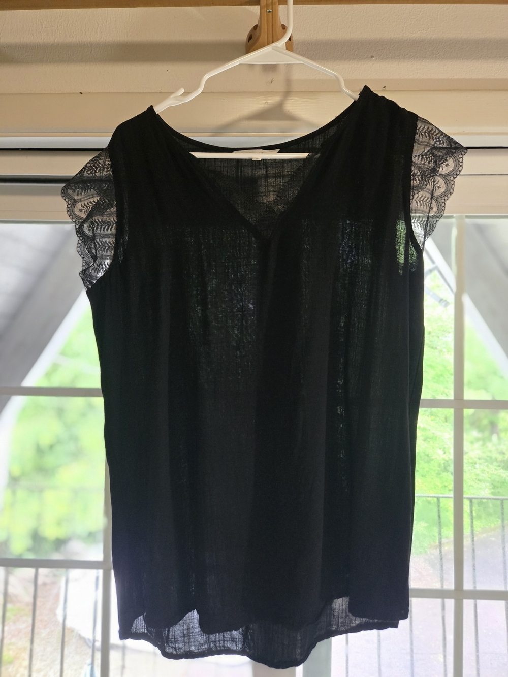 3 For $15 Black Lace Sleeve V-Neck Women's Top M
